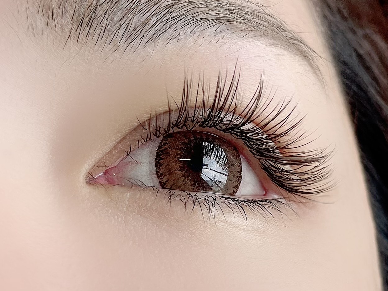 ボリュームラッシュで目力アップ | 千葉県鎌ケ谷の美容室ならhope's hair&eyelash
